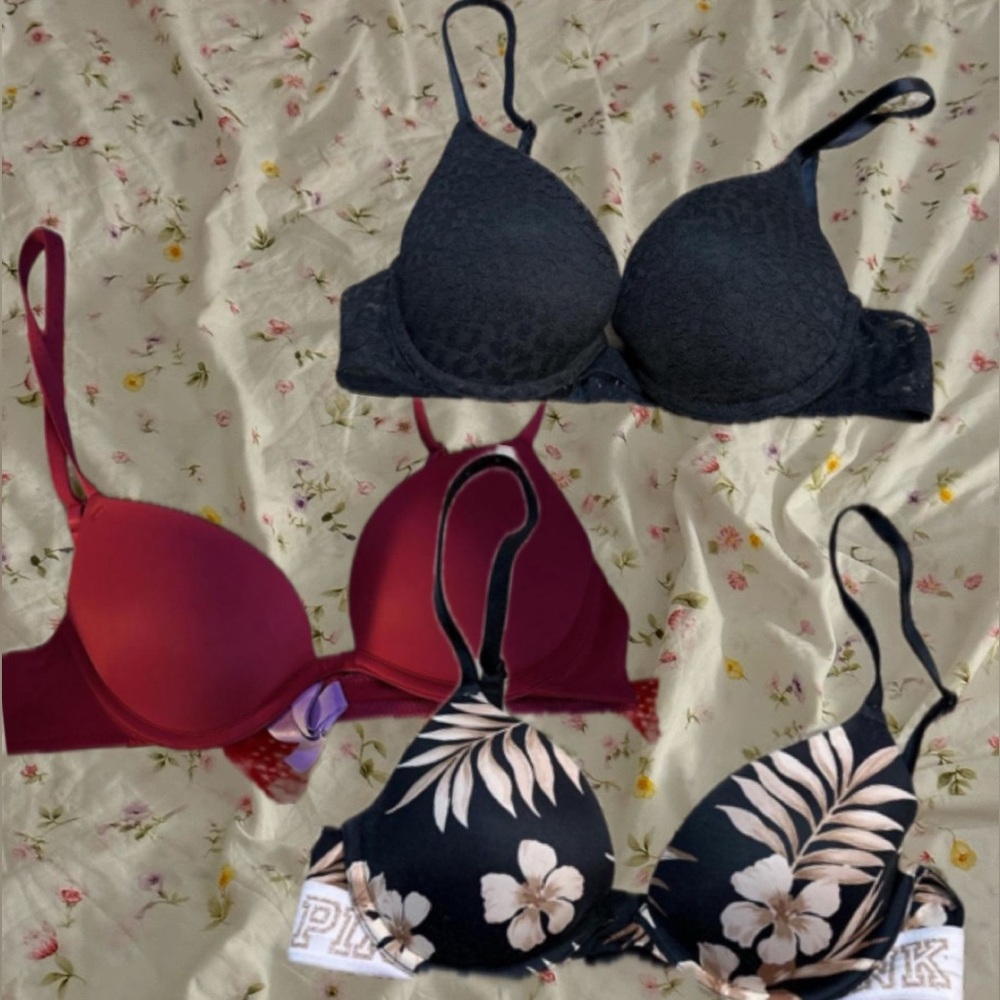 bundle of 32a bras
